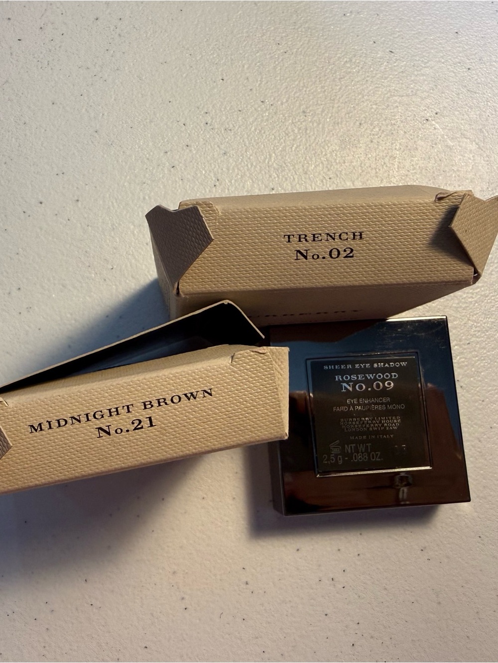 Sheer Eye Shadow Rosewood No.09 – Brown Shade